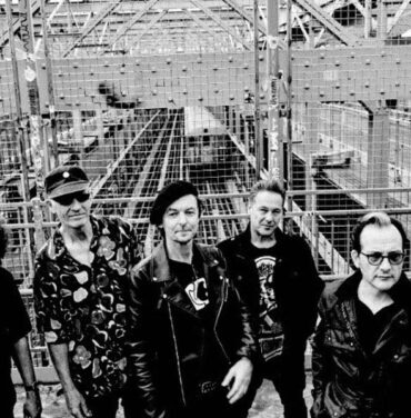 The Damned estrena canción
