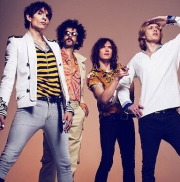 Escucha lo nuevo de The Darkness
