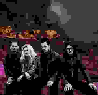 The Dead Weather revela 