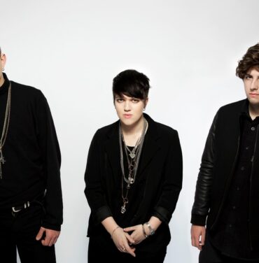 The xx le hace cover a Drake y Rihanna