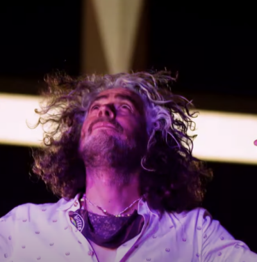 The Flaming Lips libera video para “God and the Policeman”