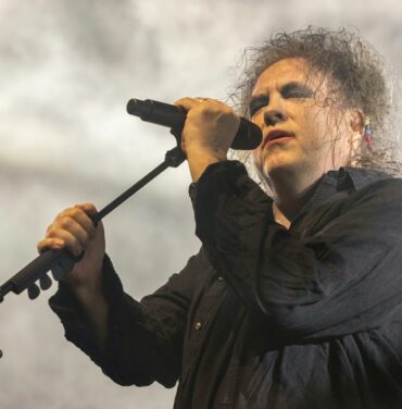 The Cure estrena en vivo “A Fragile Thing”