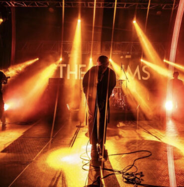 The Drums en el Pabellón Oeste