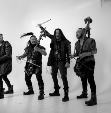 The Hu colabora con LP en “Mother Nature”