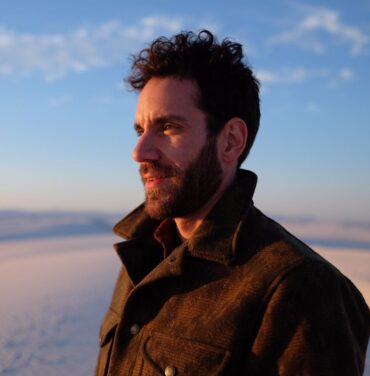 Thornato presenta “La Niña Grande” junto a Paulina Sotomayor