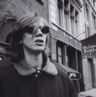 Thurston Moore estrena por sorpresa el álbum 'Screen Time'