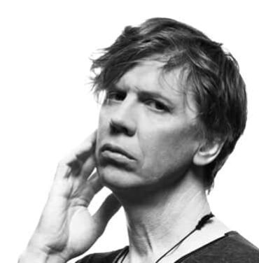 Thurston Moore llama a la paz con 