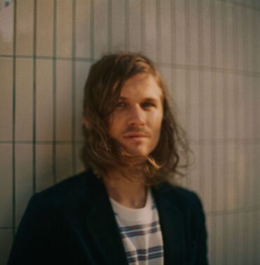 Descubre el dulce dream pop de Tim Ayre