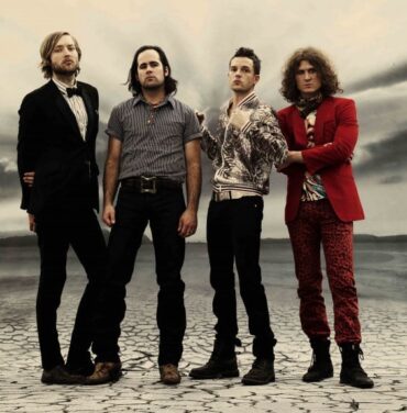 The Killers nos regalan un par de covers