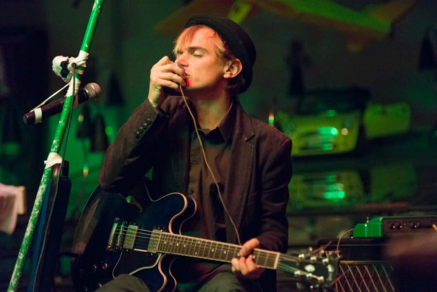 Todd Clouser: Sin Amor Eléctrico en el MUJAM