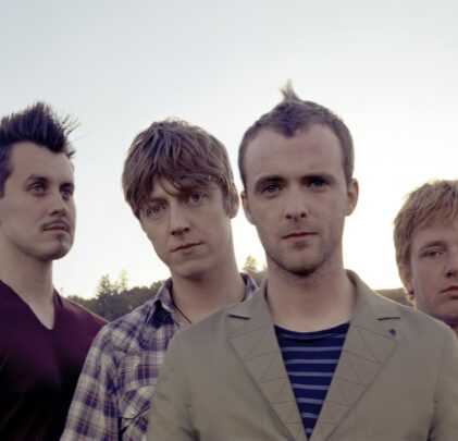 Travis comparte demos de “Dear Diary” y “Last Train”