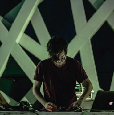 Trillones regresa con música nueva