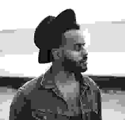 Twin Shadow estrena 