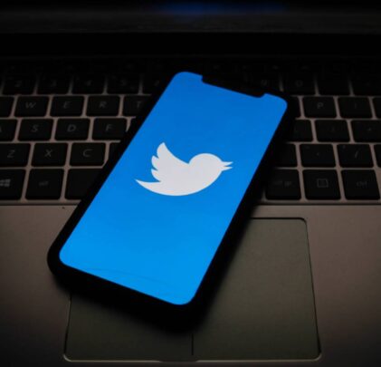 Distribuidoras demandan a Twitter por infringir copyright