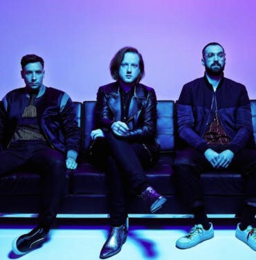 ¡Two Door Cinema Club está de regreso!