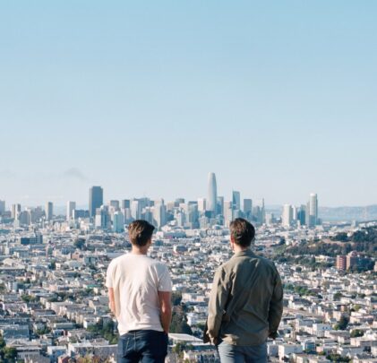 Tycho y Benjamin Gibbard unen fuerzas en el tema “Only Love”