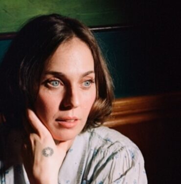 U.S. Girls comparte “Bookends” y anuncia disco