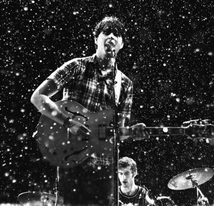 Vampire Weekend hace cover a 