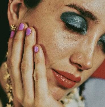 SOLD OUT: Vanessa Zamora se presentará en el Foro Indie Rocks!