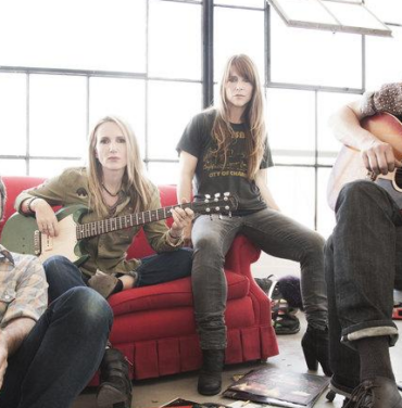 Escucha completo 'Ghost Notes' de Veruca Salt