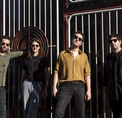 Viva Elástico estrena “Siguiendo la Huella no Llego a París”