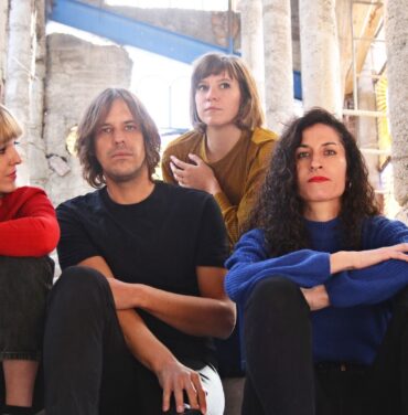 Vosotras Veréis estrena su EP, 'Hay Amor'