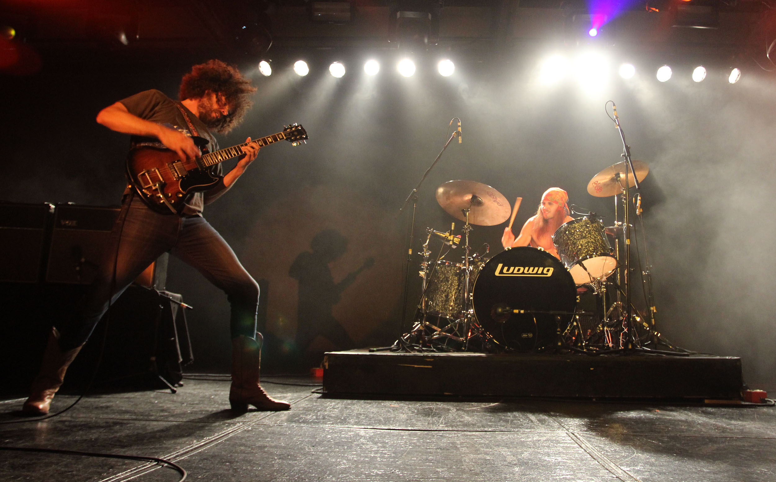 Wolfmother y la noche del encanto setentero