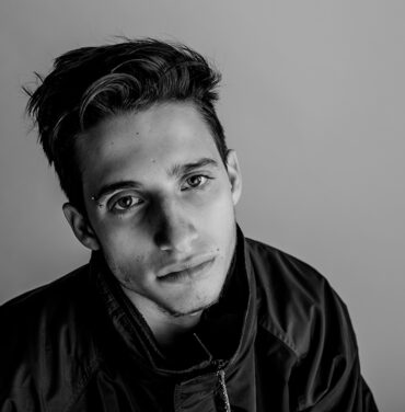 ‘Caravana’ de WOS, el disco para escuchar en los veintes