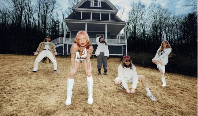 Wet Leg sorprende con “CPR”