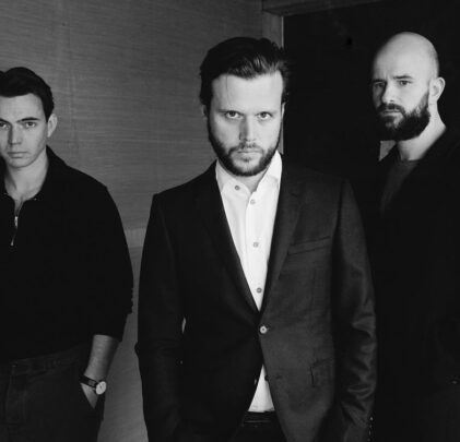 ‘As I Try Not To Fall Apart’, el nuevo disco de White Lies