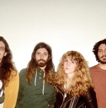 Widowspeak le hace cover a Neil Young