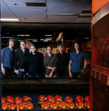 Wilco anuncia nuevo EP, 'Hot Sun Cool Shroud'