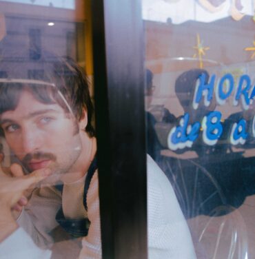 “Kisses”, lo nuevo de Will Joseph Cook