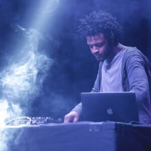 XXYYXX en SALA Corona