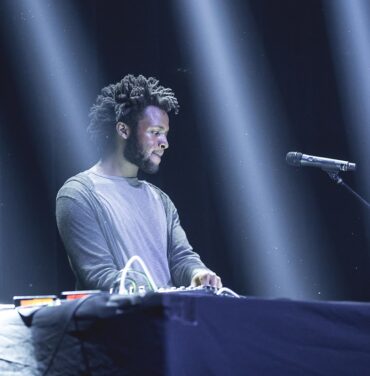XXYYXX en SALA Corona