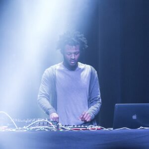 XXYYXX en SALA Corona