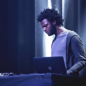 XXYYXX en SALA Corona