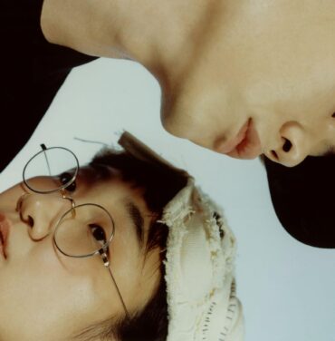 Yaeji y OHHYUK comparten “29” y “Year to Year”