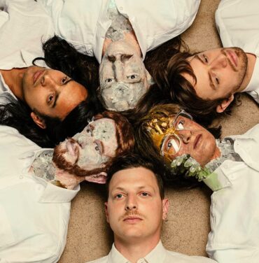 Yeasayer comparte 