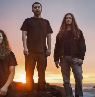 Yob comparte álbum