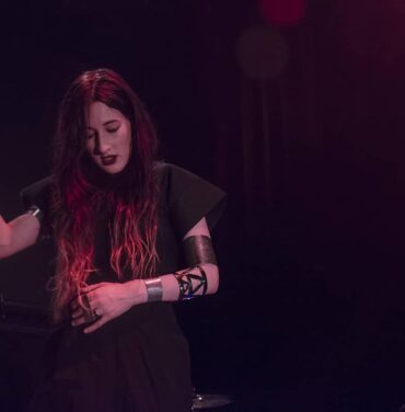 Zola Jesus, espástica obscuridad