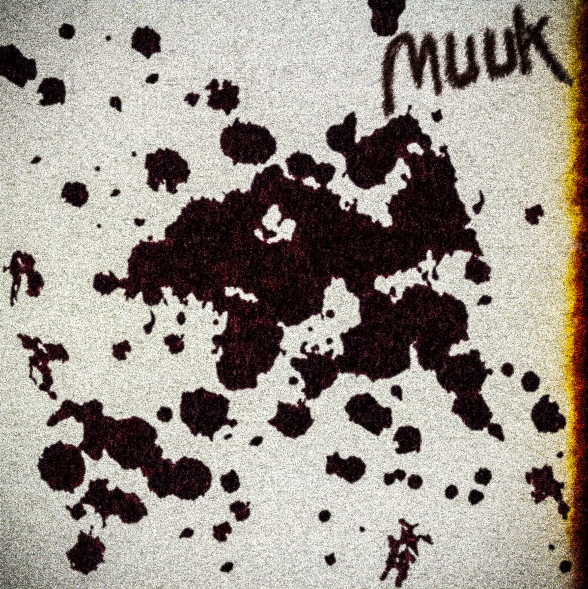 Muuk deja escuchar su álbum debut