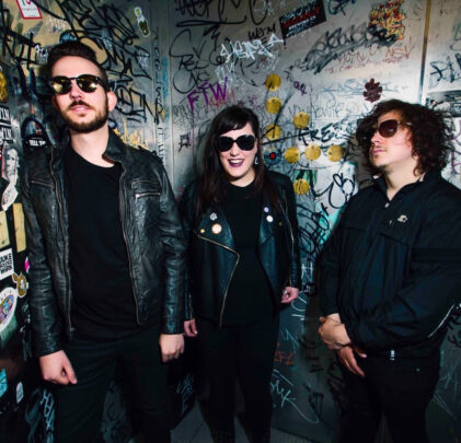 Absolutely Not: punk rock malcriado