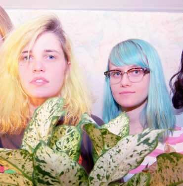 All Dogs comparte el video 