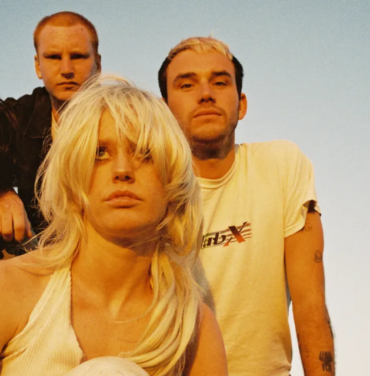 Amyl and The Sniffers anuncia disco y estrena “Guided By Angels”