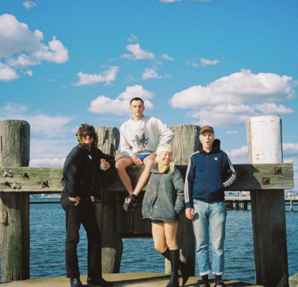 ¡No te pierdas a Amyl and the Sniffers en el C3 Stage!