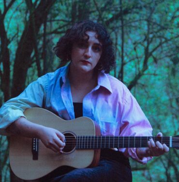 Arroba Nat libera el sencillo “Extrañar”