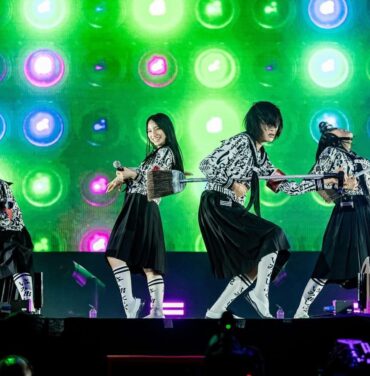 Atarashii Gakko! en el Pepsi Center WTC