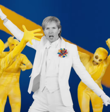 Beck estrena video para “Colors”