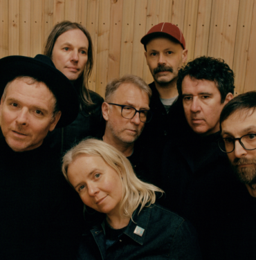 Belle & Sebastian estrena video de “Talk To Me, Talk To Me”